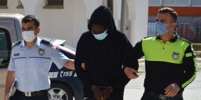 "Ülkede kayıtsız, ehliyetsiz, sigortasız ve alkollü!"