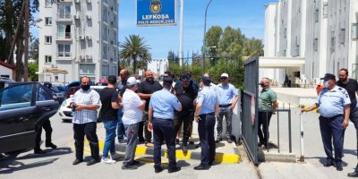 Eylemciler, tutuklanan 6 kişiyi geri almak istiyor