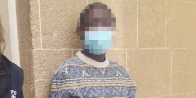 Evinde 90 adet uyuşturucu bulundu