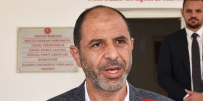 "Bir eski müdür ve iki kamu görevlisinin görevlerinden uzaklaştırıldı"