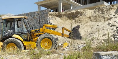 İş kazası.. Kepçe operatörü hayatını kaybetti