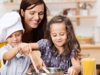 Çocuklar için 10 sağlıklı atıştırmalık (Diyetisyenden pratik tarifler)