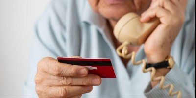 Polis telefon dolandırıcılığı konusunda uyarıda bulundu