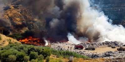 Lefke çöplüğü zehir saçmaya devam ediyor