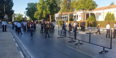 Polis, Meclis önünde geniş güvenlik önlemi aldı!