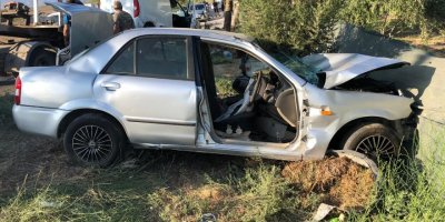 Ehliyetsiz sürücü kaza yaptı, kardeşi de yaralandı