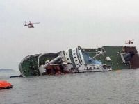 Filipinler'de feribot battı...Kayıp 88 kişi aranıyor