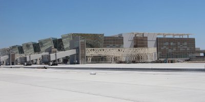 Ercan Havaalanı'ndaki yeni terminal binası ve pistin resmi açılışı yine ertelendi