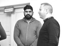 Boş şarjörle yakalandı