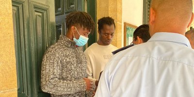 Uyuşturucuya 18’er ay hapis cezası