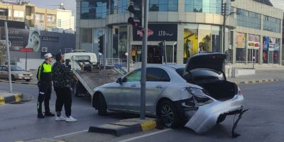 Metropol ışıklarında kaza!