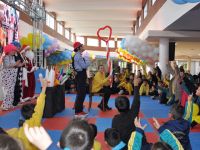 Güzelyurt Belediyesi okullara yönelik yeni yıl şöleni düzenledi