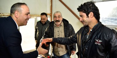 “Bu şehrin her köşesinde belediye çalışanlarının emeği var”