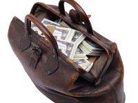 Ercan’dan 27 bin dolarla çıkmak isteyen kişi hakkında yasal işlem