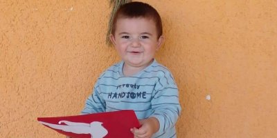 Kamyonun altında kalan minik Halil hayatını kaybetti