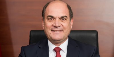 Karavezirler: “Eşitlik, dürüstlük ve adaletle hizmet vereceğiz”