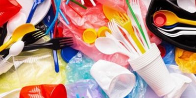 Saplı plastik torbalar ve tek kullanımlık plastiklerin kullanımı yasaklanıyor