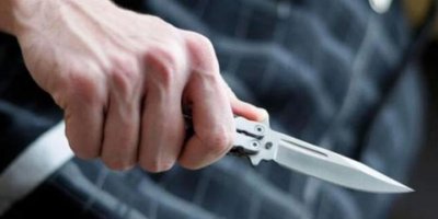 Tartıştığı kişiyi bıçakladı