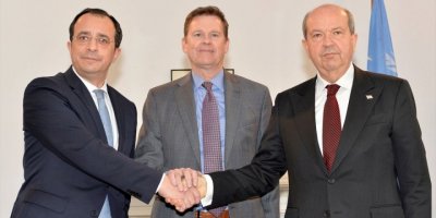 “Egemen eşitliği kabul etmezsen masaya oturmam”