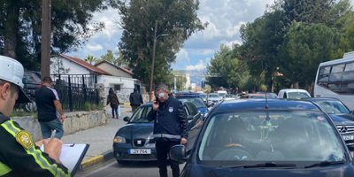 Aracın çarptığı yaya yaralandı