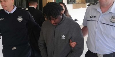 Uyuşturucu madde ithal etmekten 8 yıl hapis cezası aldı