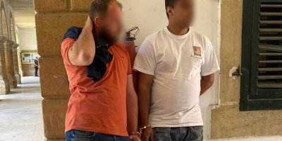 Yüzlerce kilo kaçak etle yakalandılar!