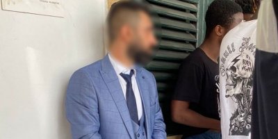 Nikah törenine giderken tutuklandı