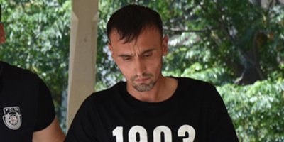 Eşini sokak ortasında darp etti!