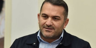 "Çiğ süte zam yapılırsa fabrikaları kapatıp anahtarları Bakan ve Başbakan'a teslim edeceğiz"