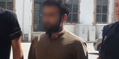 Otostop çeken kıza cinsel tacizde bulundu