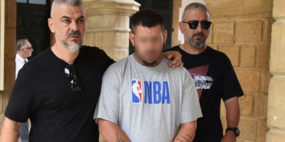 1 kilo 500 gram hintkeneviriyle yakalandı