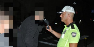 “42 araç trafikten men edildi, 2 sürücü tutuklandı”