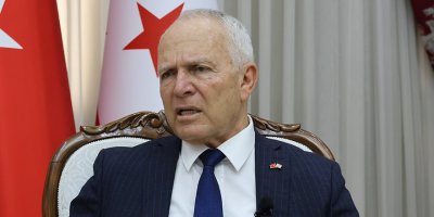 "Meclis çalışmaları için de istikrar isteniyorsa göreve yeniden talibim"