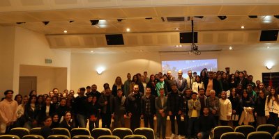 LAÜ’de Türkiye Cumhuriyeti’nin 100. Yılı ve Kuzey Kıbrıs Türk Cumhuriyeti’nin 40. Yılında Öğretmen Olmak” konulu panel düzenlendi