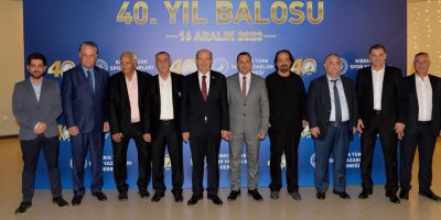 Tatar, KTSYD’nin 40’ncı Yıl Balosu’na katıldı