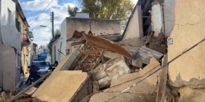 Lefkoşa Surlariçi’nde kerpiç ev yıkıldı