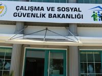Çalışma ve Sosyal Güvenlik Bakanlığı’nda devir teslim töreni 14.30’da