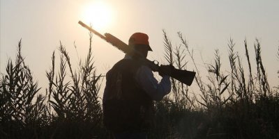 Kanunsuz avlanan iki kişi tutuklandı