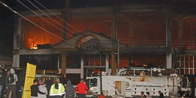 Yangının, tedbirsizlik sonucu çıktığı tespit edilerek, 3 çalışan tutuklandı