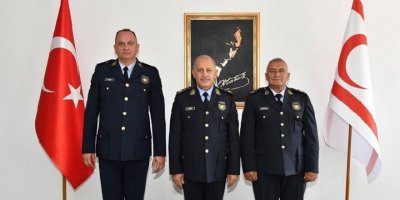 PGM Yardımcılığına atanan Adalıer ve Saçar’a rütbeleri takıldı