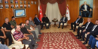 Başbakan Üstel, Hayvancılar Birliği heyetiyle görüşüyor