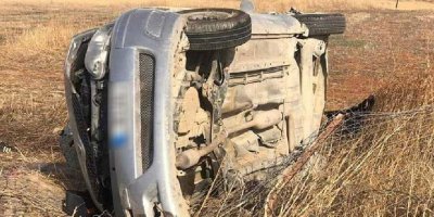 Beyarmudu köyünün girişinde kaza: 2 yaralı