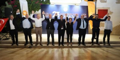 UBP’li gençler “Üstel” dedi, istikrar istedi