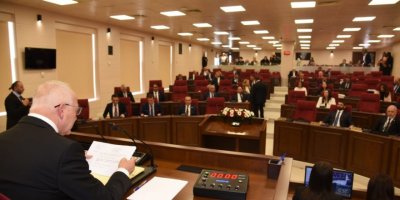 Yeni yasama yılı başladı