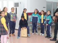 Dörtyol ilkokulu’ndan hastalara yeni yıl sürprizi