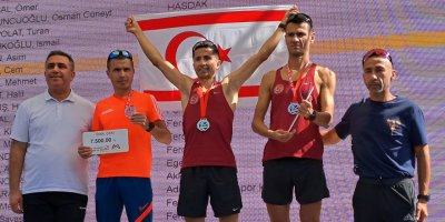 Atletlerimiz Hakan Tazegül, Eser Kurt kürsüde