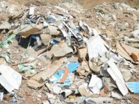 Güney Kıbrıs’taki barajlarda su yerine çöp var