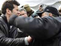 Yeri Belediye Başkanı, vatandaş tarafından dövüldü