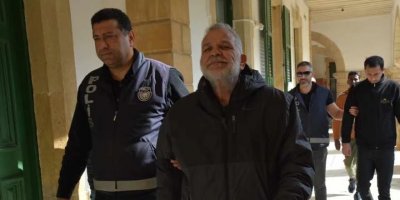 İnsan kaçakçılığı ve sahtecilik operasyonunda 4 kişi tutuklandı!