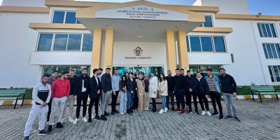 Lefke Avrupa Üniversitesi’nden Kalkanlı Yaşam Evi’ne anlamlı ziyaret